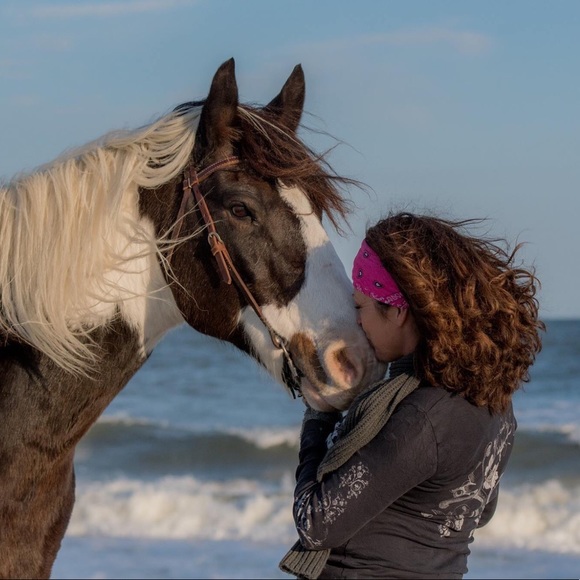 Meet your Posher, Brenda - Picture 3 of 4